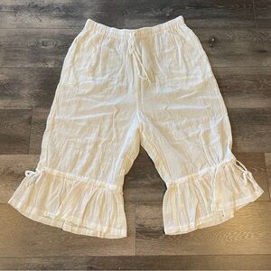 Free est Free People Ruffle Crop Capri Bloomer Pant Beach Sz L Lace Trim Flowy